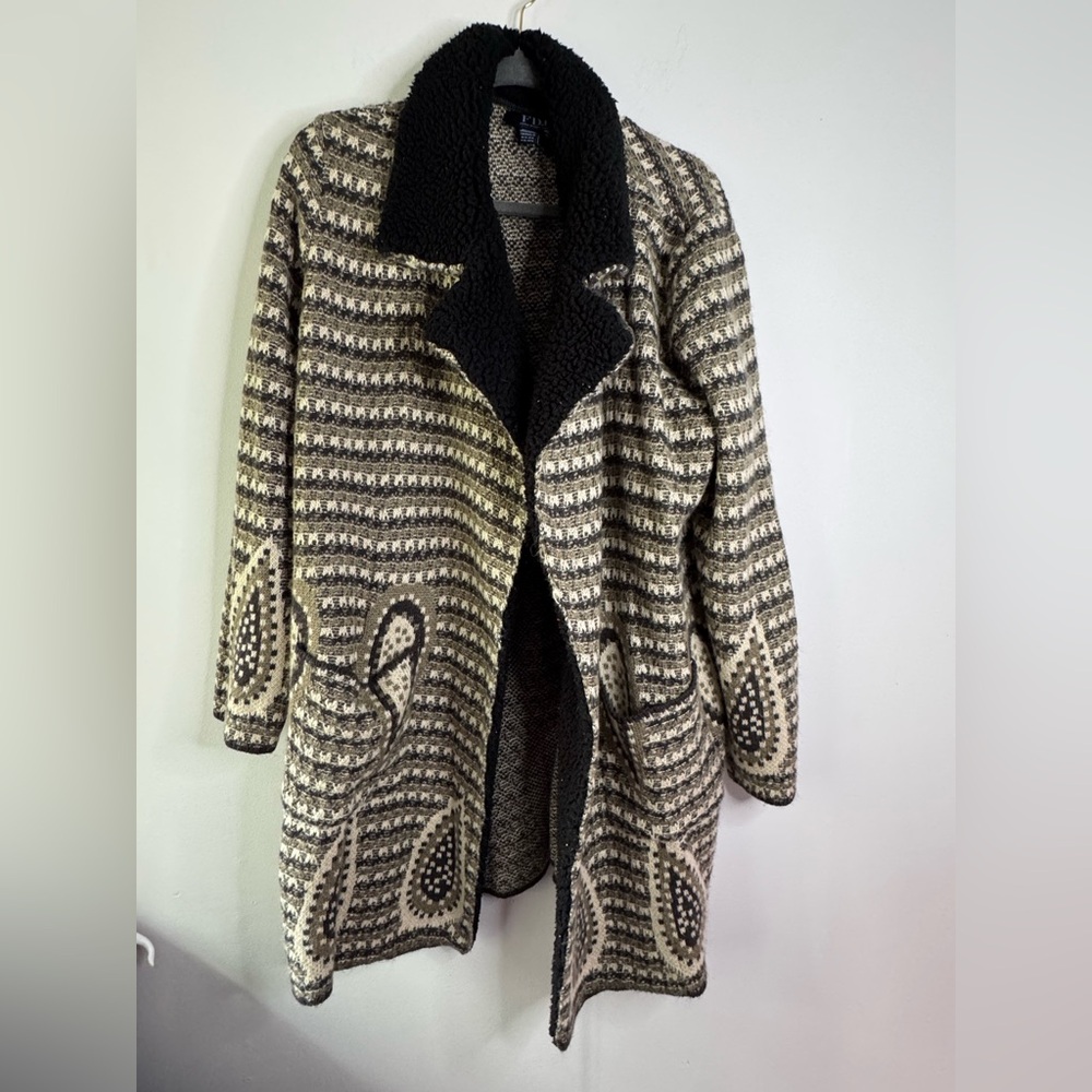 Wool coat FDJ. Size: XL